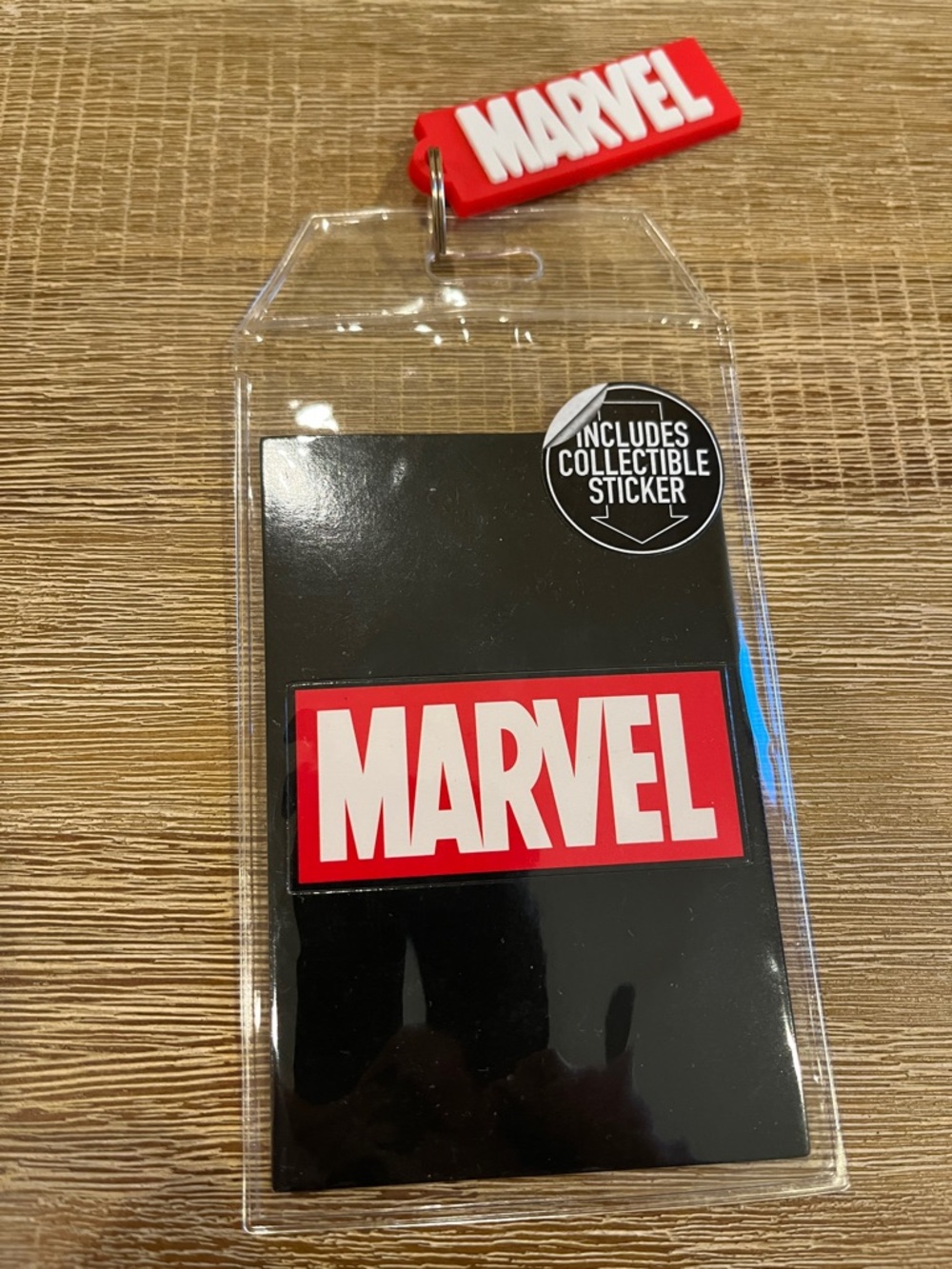 MARVEL Sticker - Picture 3 of 3